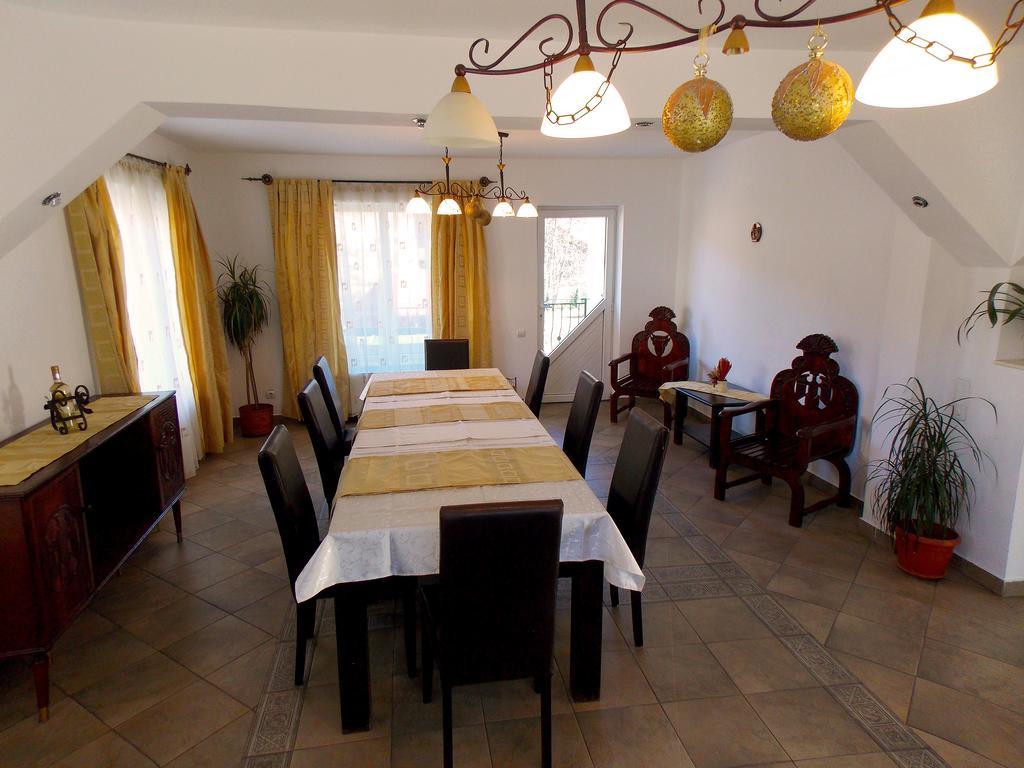 Casa Olteanu Pension Moieciu de Jos Exteriér fotografie