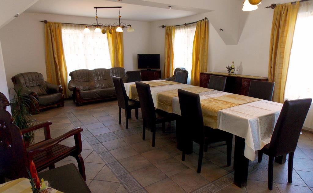 Casa Olteanu Pension Moieciu de Jos Exteriér fotografie